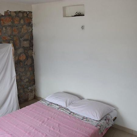 Mono Kai Triangle Apartment Трогир Екстериор снимка